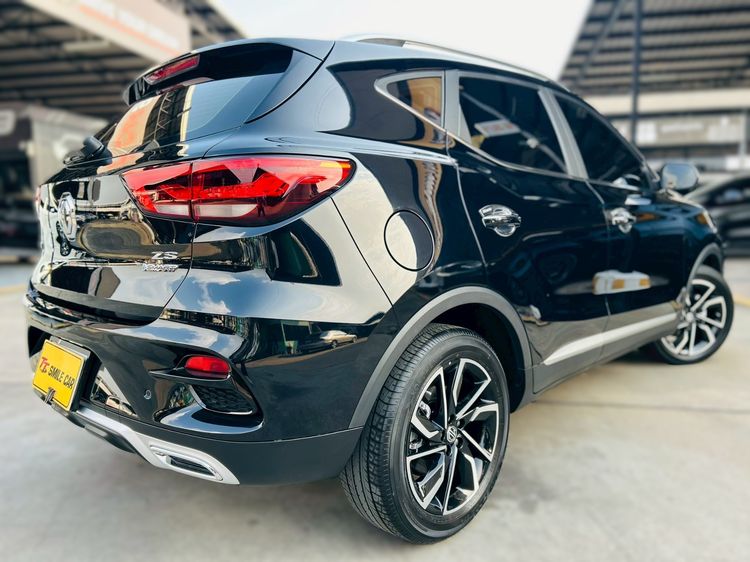 MG ZS 2023 1.5 V Sunroof Utility-car เบนซิน ไม่ติดแก๊ส เกียร์อัตโนมัติ ดำ รูปที่ 4