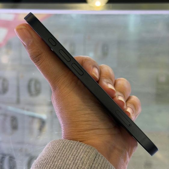 iPhone 16e 128GB สีดำ เครื่องศูนย์ สภาพสวยมากๆ สุขภาพแบต100 😍😍 รูปที่ 3