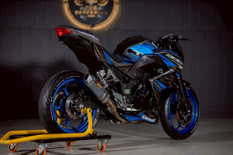 KAWAZAKI Z300 2017 รูปที่ 4