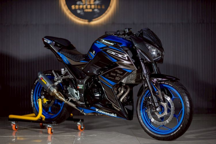 KAWAZAKI Z300 2017