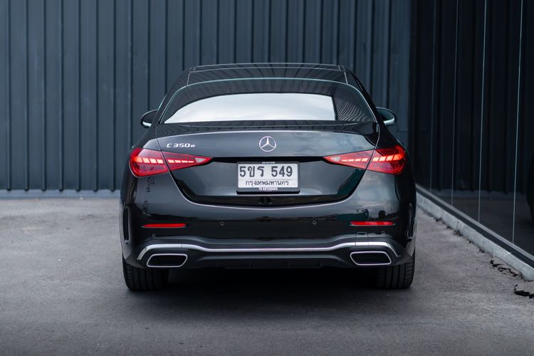 Mercedes-Benz C-Class 2024 C350 Sedan ปลั๊กอินไฮบริด (PHEV) ไม่ติดแก๊ส เกียร์อัตโนมัติ ดำ รูปที่ 3