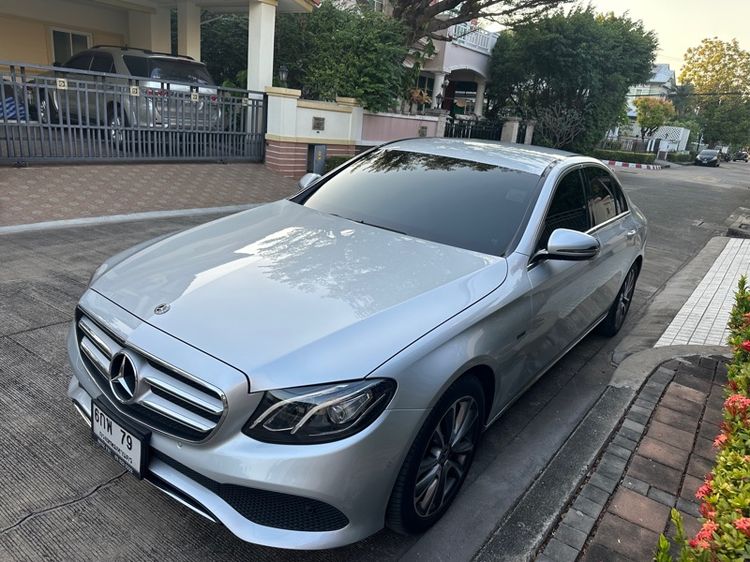 Mercedes-Benz E-Class 2019 E350 Sedan ปลั๊กอินไฮบริด (PHEV) ไม่ติดแก๊ส เกียร์อัตโนมัติ บรอนซ์เงิน รูปที่ 3