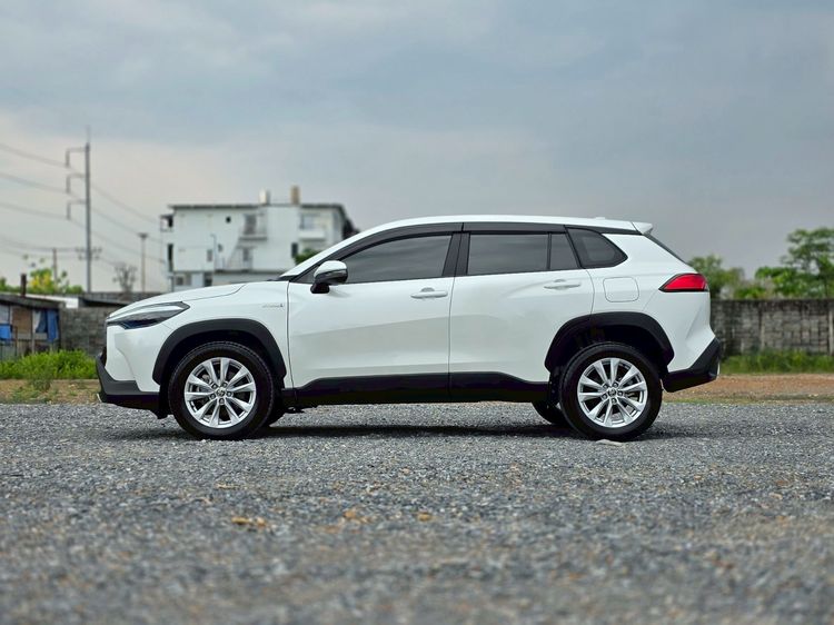 Toyota Corolla Cross 2023 1.8 Hybrid Smart Utility-car ไฮบริด ไม่ติดแก๊ส เกียร์อัตโนมัติ ขาว รูปที่ 3