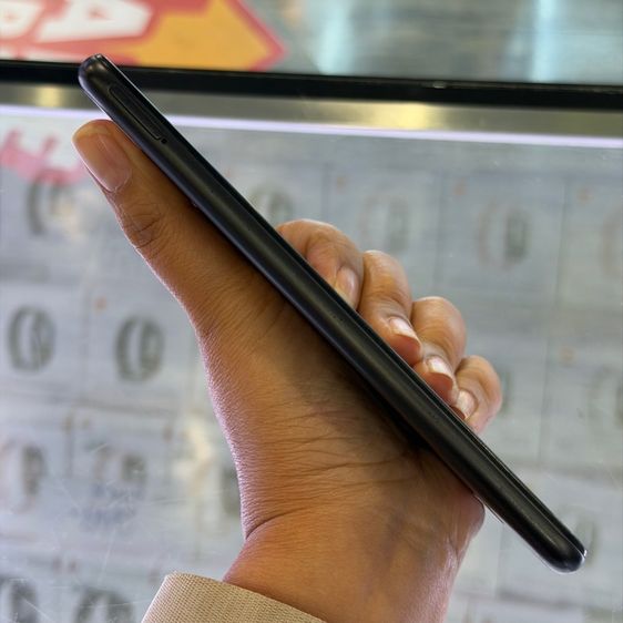 Samsung A12 สีดำ เครื่องศูนย์ สภาพสวยมาก หลังมีรอยเคส จอ6.5นิ้ว แรม4รอม128 กล้อง48ล้าน(4ตัว)😍😍 รูปที่ 4