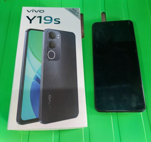 อื่นๆ 128 GB ขายมือถือ VIVO Y19S สภาพดีใช้มาปีนิดๆ (ประกันหมด วัน17เดือน04ปี2569) Ram 6GB Rom 128GB กล้องหลัง 50ล้าน

