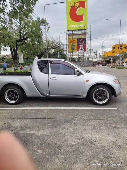 รถ Mitsubishi Triton 2.4 GL สี เทา