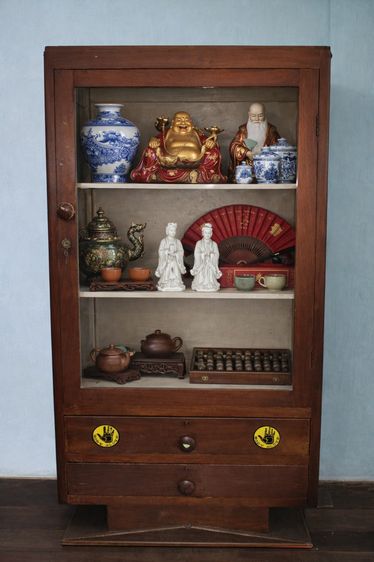 ตู้โชว์ไม้โบราณ กระจกหน้าแท้ วินเทจคลาสสิก รูปที่ 3