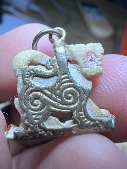 หลวงพ่อหอมวัดชากหมาก