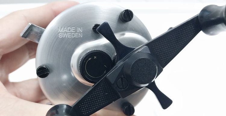 ขาย รอกตกปลาเทพในตำนาน Abu Garcia Ambassadeur 6500C MADE IN SWEDEN ของเก่า รูปที่ 9