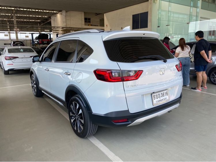 Honda BR-V 2024 1.5 EL Utility-car เบนซิน เกียร์อัตโนมัติ ขาว รูปที่ 3