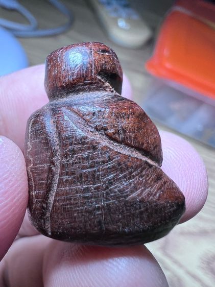 พระปิดตาไม้แกะหลวงพ่อโศก เพชรบุรี รูปที่ 4