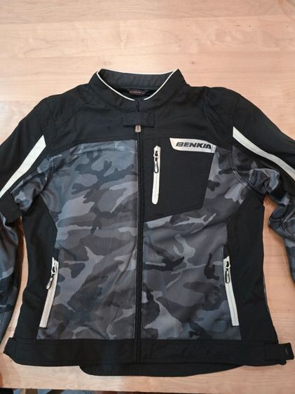 Benkia เสื้อการ์ด สภาพใหม่มาก