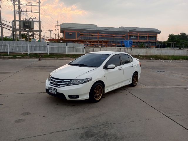 รถ Honda City 1.5 Sv i-VTEC สี ขาว