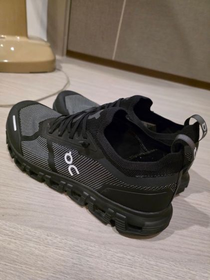 ดำ ผ้าใบ รองเท้าผ้าใบ UK 9.5 | EU 44 | US 10 อื่นๆ On cloud 6 versa 