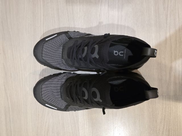 On cloud 6 versa  รูปที่ 2