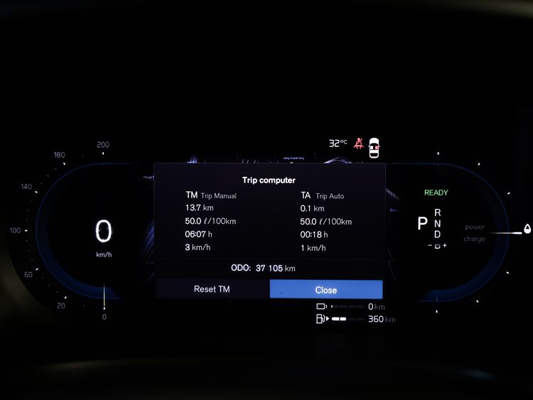 Volvo S90 2022 2.0 Recharge T8 Inscription 4WD Sedan ปลั๊กอินไฮบริด (PHEV) ไม่ติดแก๊ส เกียร์อัตโนมัติ เทา รูปที่ 4