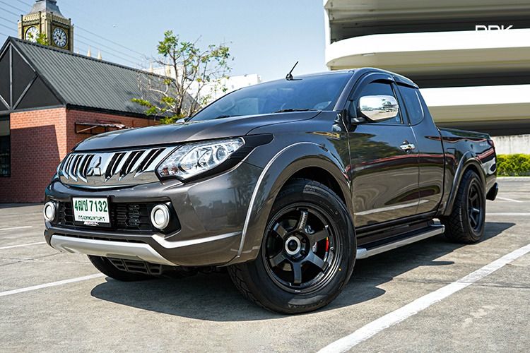 รถ Mitsubishi Triton 2.4 GLS Plus สี เทา