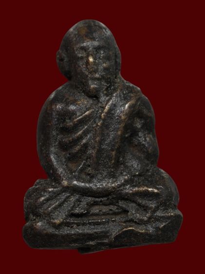 รูปหล่อหลวงพ่อยอด วัดหนองปลาหมอ จังหวัดสระบุรี  