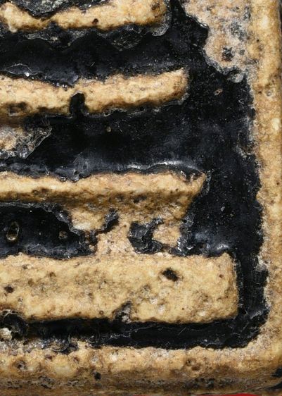 พระสมเด็จวัดระฆัง พิมพ์ใหญ่ กรอบกระจก จุ่มรัก มีมวลสาร  รูปที่ 18