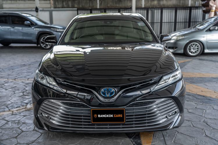 Toyota Camry 2020 2.5 Hybrid Premium Sedan ไฮบริด เกียร์อัตโนมัติ ดำ รูปที่ 3