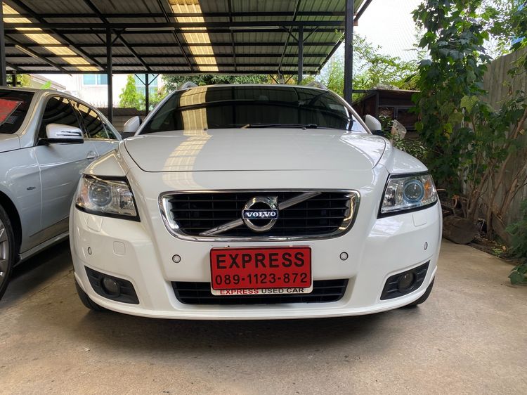 Volvo V50 2013 2.0 Sedan เบนซิน ไม่ติดแก๊ส เกียร์อัตโนมัติ ขาว รูปที่ 2