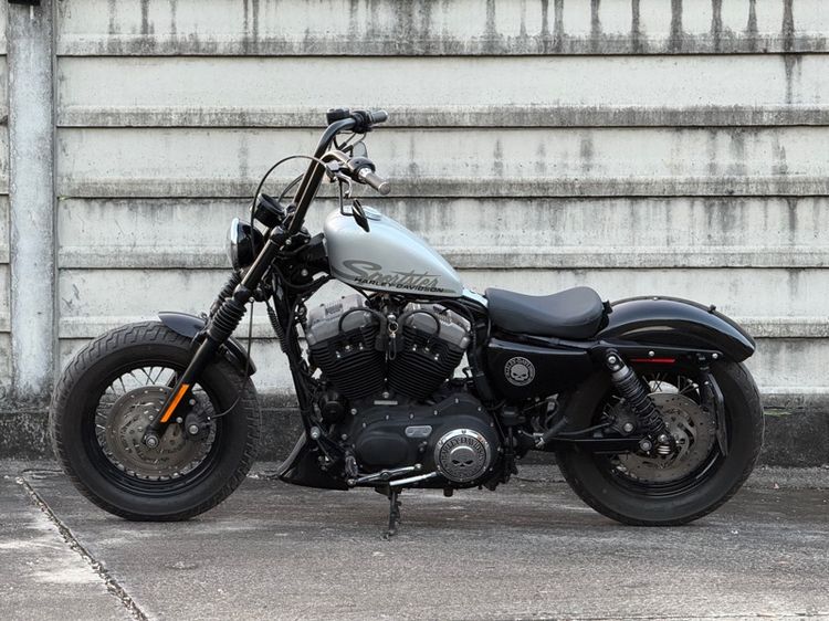 Sportster Forty-Eight 48 ปี 2010 รูปที่ 4