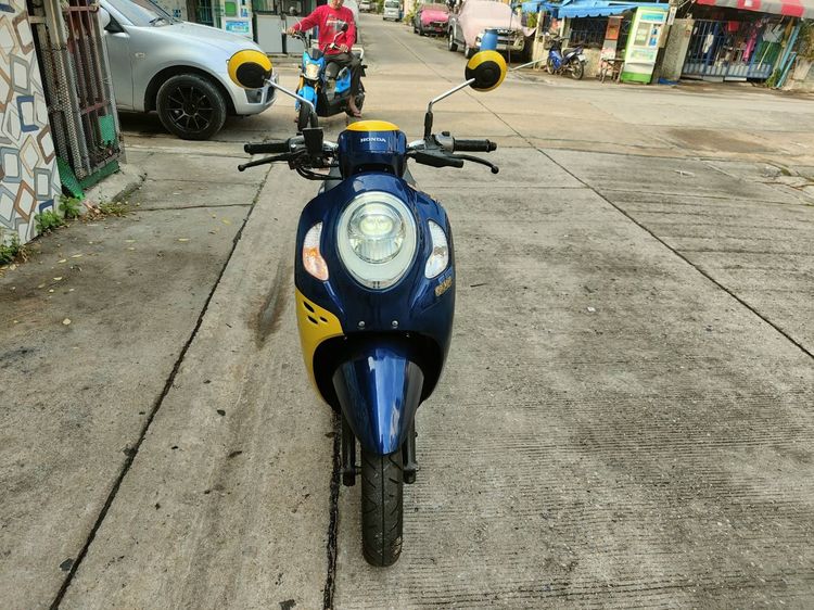 🛵ยังไงก็ขาย SCOOPY-i ปี 64 เครื่องดี สีสวย สตาร์ทมือ กุญแจรีโมท เล่มชุดโอนครบ+เปลี่ยนถ่ายน้ำมันเครื่องฟรี ส่งฟรี30 ก.ม รูปที่ 4