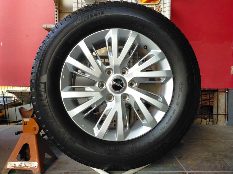 แม็กอีซูซุ ขอบ18 สีเดิม ป้ายแดง พร้อมยางมิชลิน 265 60 18 ปี24 ยางสวยทุกเส้นใส่ isuzu ตัวสูง mu-x mu 7 รูปที่ 4