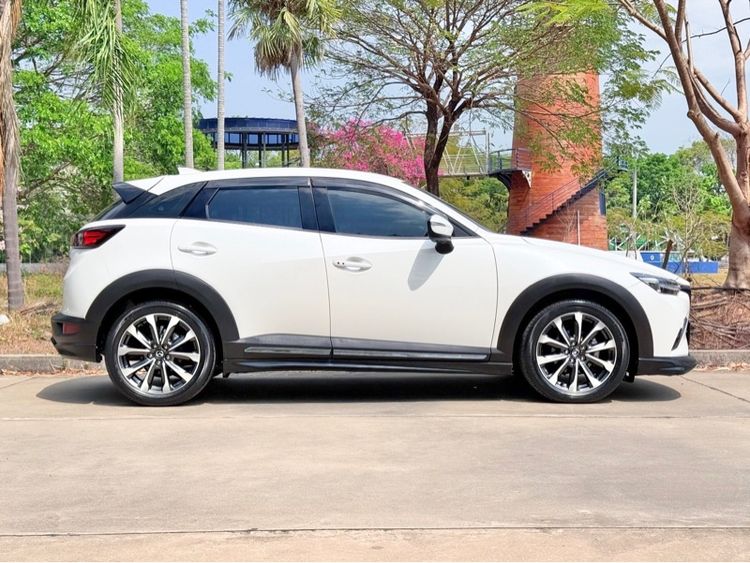 Mazda CX-3 2023 2.0 Comfort Utility-car เบนซิน เกียร์อัตโนมัติ ขาว รูปที่ 4