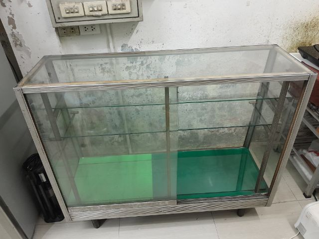 อะลูมิเนียม ขายตู้กระจกสินค้ามือสอง
