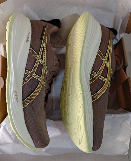 มือ1 Asics Cumulus27 Us10.5 ของแท้พร้อมกล่อง รูปที่ 4