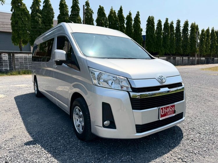 Toyota Commuter 2020 2.8 Van ดีเซล ไม่ติดแก๊ส เกียร์อัตโนมัติ เทา รูปที่ 3