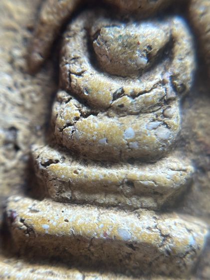 (ขายแล้ว)พระสมเด็จวัดระฆังพิมพ์ยิดขุนพรมหูช้างสีเหลืองนวล รูปที่ 6