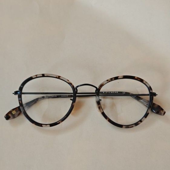 กรอบแว่นตาวินเทจญี่ปุ่น เก่าเก็บไม่ผ่านการใช้งาน ทรงสวยคลาสสิค ค่าส่ง50
