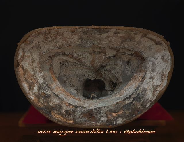 หลวงพ่อเพชร “พิมพ์พุทธศิลป์
รุ่นแรก บารมีหลวงพ่อเพชร” เนื้อบรอนซ์ รูปที่ 7