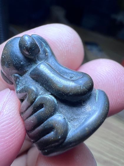 พระปิดตาเนื้อแร่ศิลปะนครศรีธรรมราช รูปที่ 5