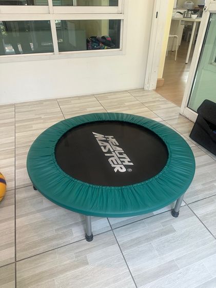 ไม่ระบุ ออกกำลังกาย แทรมโพลีน