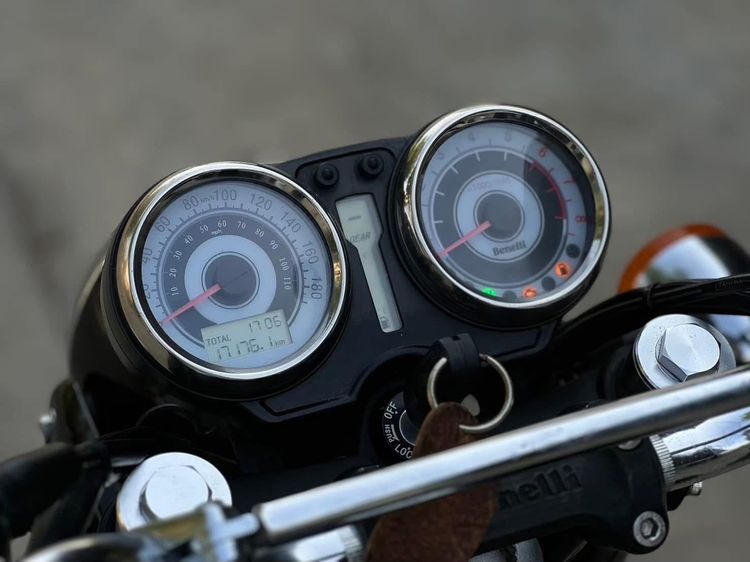 Benelli Imperiale 400 รูปที่ 10