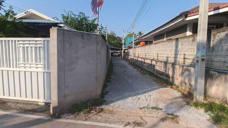 บ้านพร้อมที่ดิน รูปที่ 3