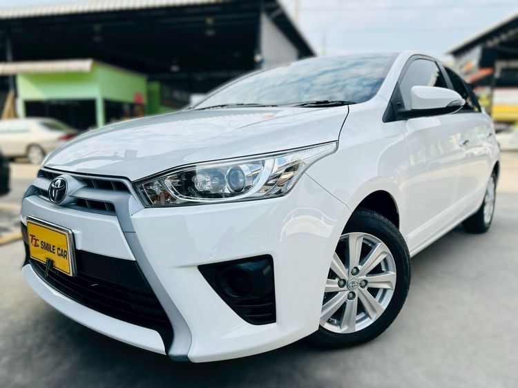 Toyota Yaris 2016 1.2 G เบนซิน ไม่ติดแก๊ส เกียร์อัตโนมัติ ขาว รูปที่ 2