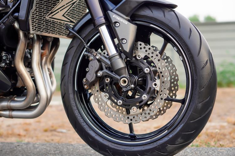 KAWASAKI Z900 ABS ปี 2016 (จดทะเบียน 2020) ฟรีดาวน์ วิ่งเพียง 4,xxx km สภาพป้ายแดง รูปที่ 15