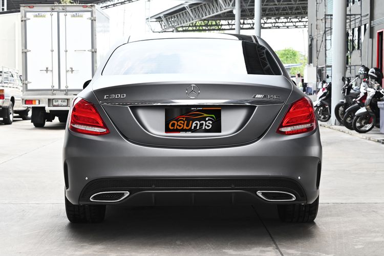 Mercedes-Benz C-Class 2016 C300 Sedan Hybrid (Diesel) ไม่ติดแก๊ส เกียร์อัตโนมัติ บรอนซ์เงิน รูปที่ 4