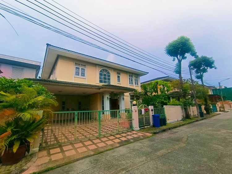 อื่นๆ มีบางส่วน บ้านเดี่ยว 2 ชั้น โครงการลาดพร้าว1 (Golden Land) รูปที่ 2