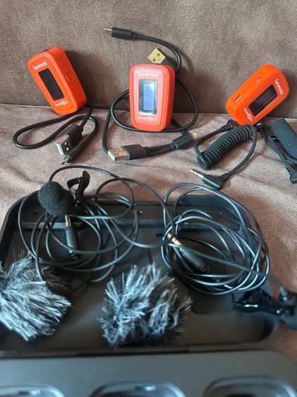 มือ 2 2 ไมโครโฟนไร้สาย คลื่น2.4GHz สำหรับกล้อง มือถือ รูปที่ 5