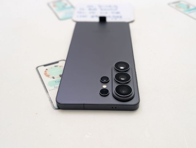 ขาย เทิร์น Samsung Galaxy S26 Ultra 256 Gb ศูนย์ไทย  ของใหม่มือ 1 แกะเช็ค ประกัน 1 ปี ถูกๆ เพียง 35,590 บาท ครับ รูปที่ 8