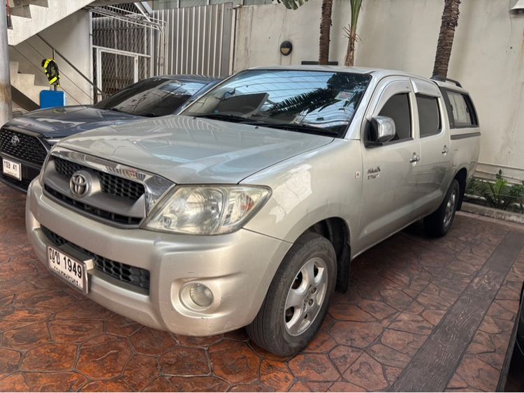 Toyota Hilux Vigo 2010 2.7 E Pickup เบนซิน ไม่ติดแก๊ส เกียร์ธรรมดา บรอนซ์เงิน รูปที่ 4