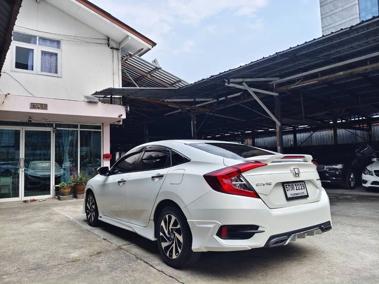 Honda Civic 2016 1.8 EL i-VTEC Sedan เบนซิน ไม่ติดแก๊ส เกียร์อัตโนมัติ ขาว รูปที่ 3