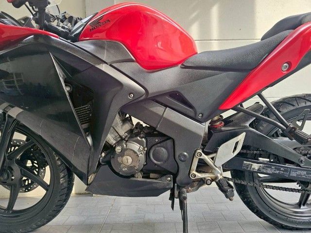 ขาย 18,500.- รถอยู่ตัวเมืองระยอง
HONDA CBR 150 R ซีบีอา สีแดง-ดำ สภาพสวยพร้อมใช้งาน ประหยัดน้ำมัน รถสวย เครื่องเดิมเดิมทั้งคัน รถมือเดียว รถวิ้งน้อย ดูแลรักษาอย่างดี เอกสาร ทะเบียน ครบ ภาษีเต็ม รถเจ้าของขายเอง รถจอดในร่มตลอด สนใจโทร เจ้าของใจดี ครับ รูปที่ 5