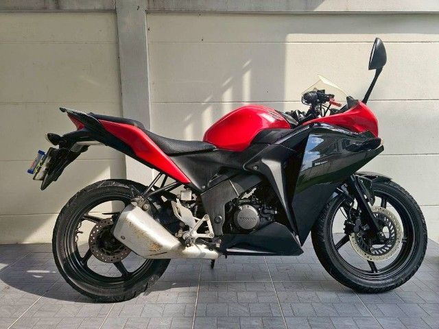 ขาย 18,500.- รถอยู่ตัวเมืองระยอง
HONDA CBR 150 R ซีบีอา สีแดง-ดำ สภาพสวยพร้อมใช้งาน ประหยัดน้ำมัน รถสวย เครื่องเดิมเดิมทั้งคัน รถมือเดียว รถวิ้งน้อย ดูแลรักษาอย่างดี เอกสาร ทะเบียน ครบ ภาษีเต็ม รถเจ้าของขายเอง รถจอดในร่มตลอด สนใจโทร เจ้าของใจดี ครับ รูปที่ 15