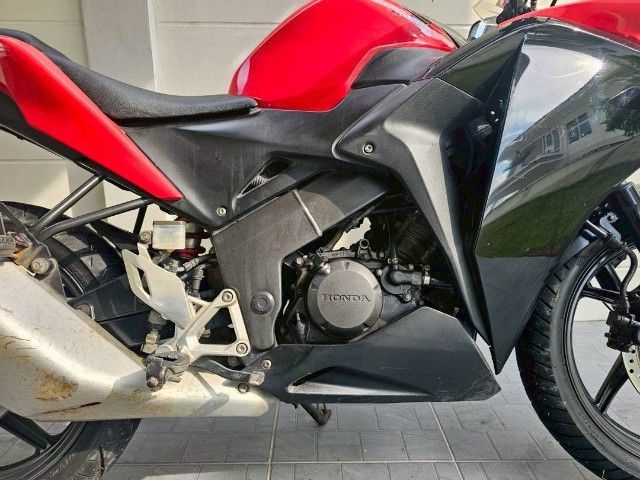 ขาย 18,500.- รถอยู่ตัวเมืองระยอง
HONDA CBR 150 R ซีบีอา สีแดง-ดำ สภาพสวยพร้อมใช้งาน ประหยัดน้ำมัน รถสวย เครื่องเดิมเดิมทั้งคัน รถมือเดียว รถวิ้งน้อย ดูแลรักษาอย่างดี เอกสาร ทะเบียน ครบ ภาษีเต็ม รถเจ้าของขายเอง รถจอดในร่มตลอด สนใจโทร เจ้าของใจดี ครับ รูปที่ 7